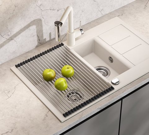 Rolovací odkapávač HELIKA RM-3549 – v kuchyni