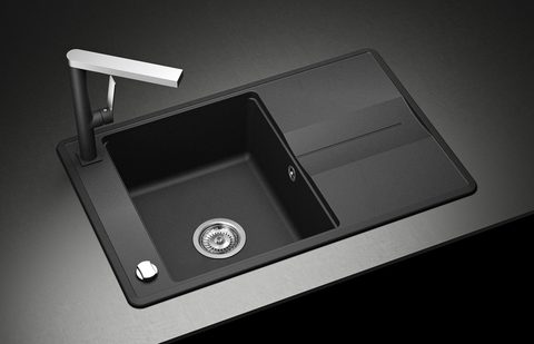 Výpust pop-up s košíkem HELIKA AQX-002V – v kuchyni